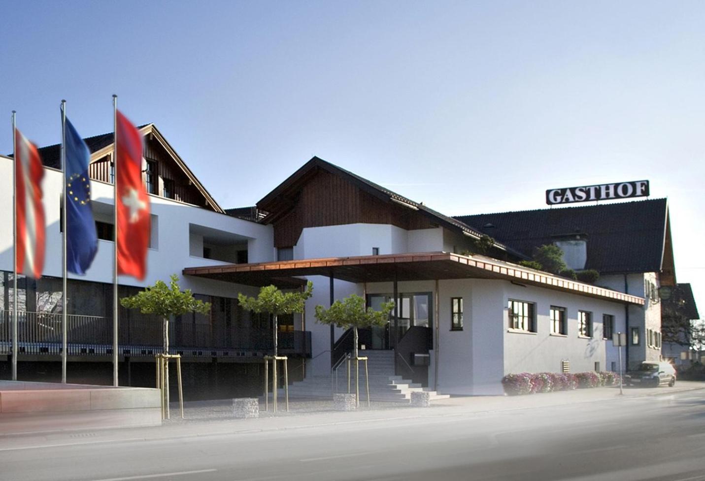 Hotel Gasthof Kroenele Lustenau Bagian luar foto